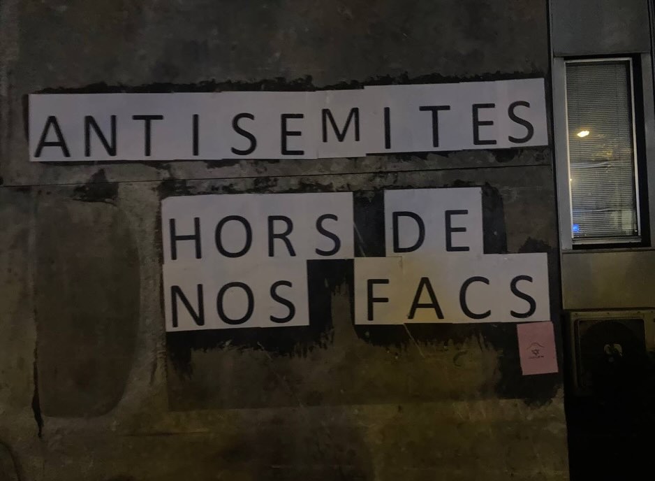 Collage à la Sorbonne contre le nazisme — slide 1